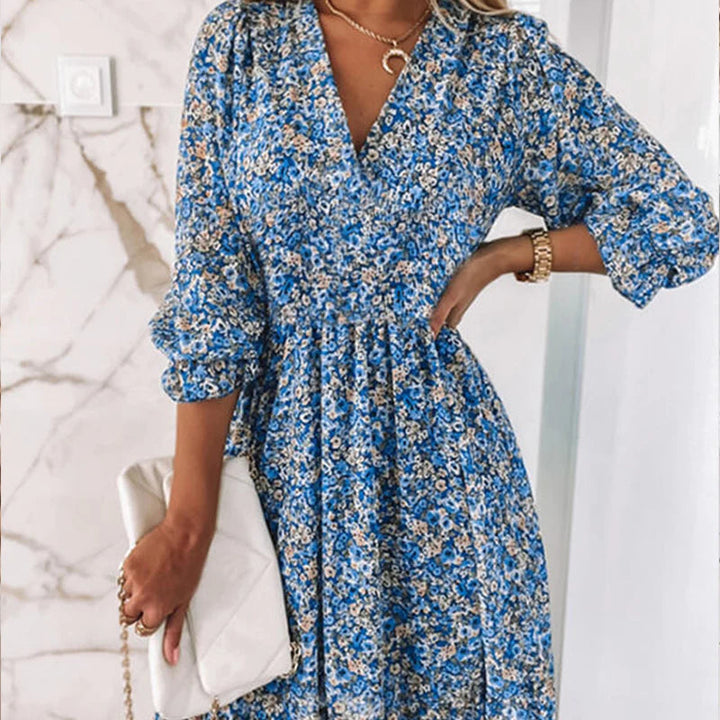 LOLA | COMFORTABLE DRESS WITH FLORAL PRINT